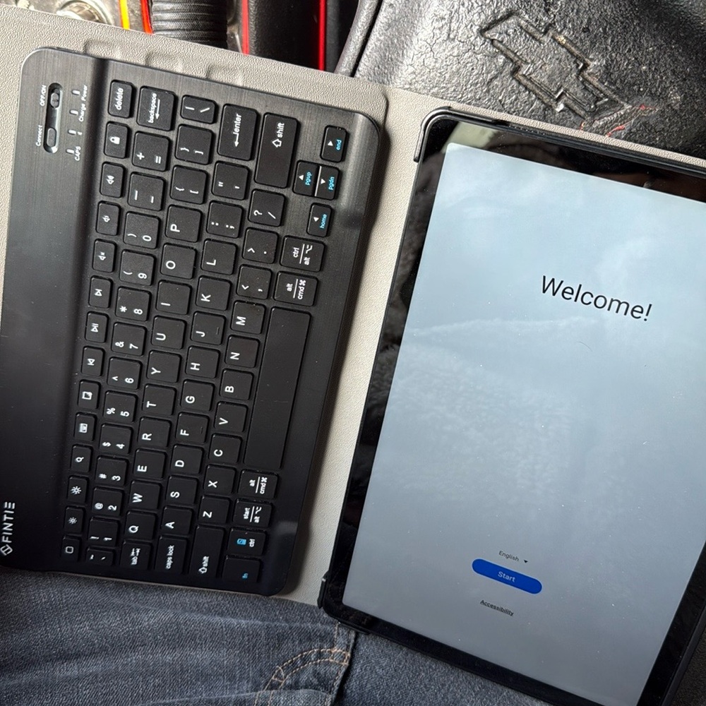 Galaxy tablet like new
